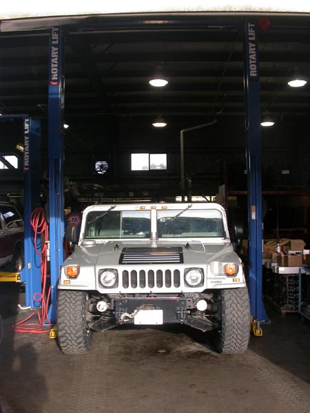 218_customized_Hummer_front