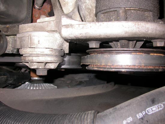 267_view_of_worn_fan_belt