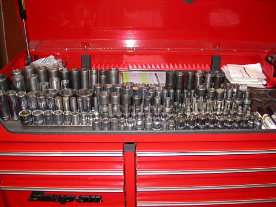 189_Canada_Engines_uses_licensed_technicians_and_quality_tools