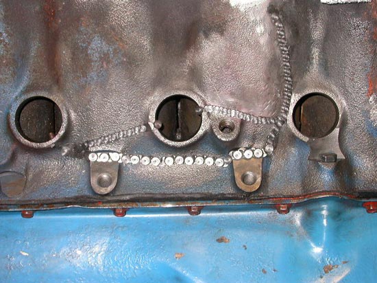 209_Canada_Engines_does_engine_block_welding_repair_closeup