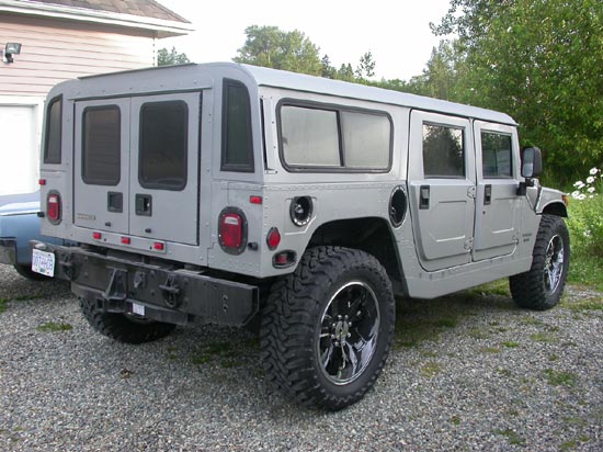 217_customized_Hummer