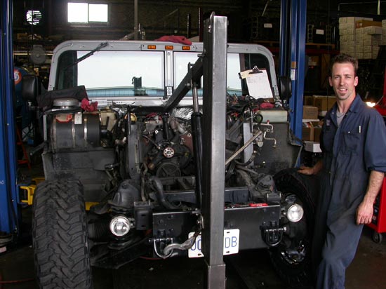 229_Humvee_engine_removal_step5