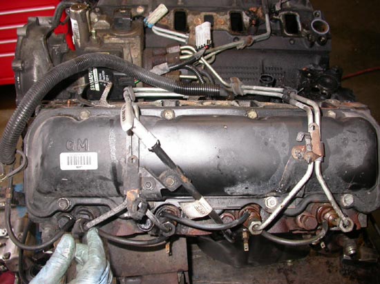 238_GM_Hummer_engine_removed_ps