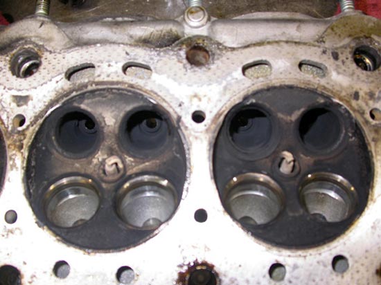 150_hemi_cylinder_head_before_rebuilding