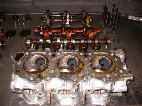 157_high_performance_V6_overhead_cam_cylinder_head_worn_out